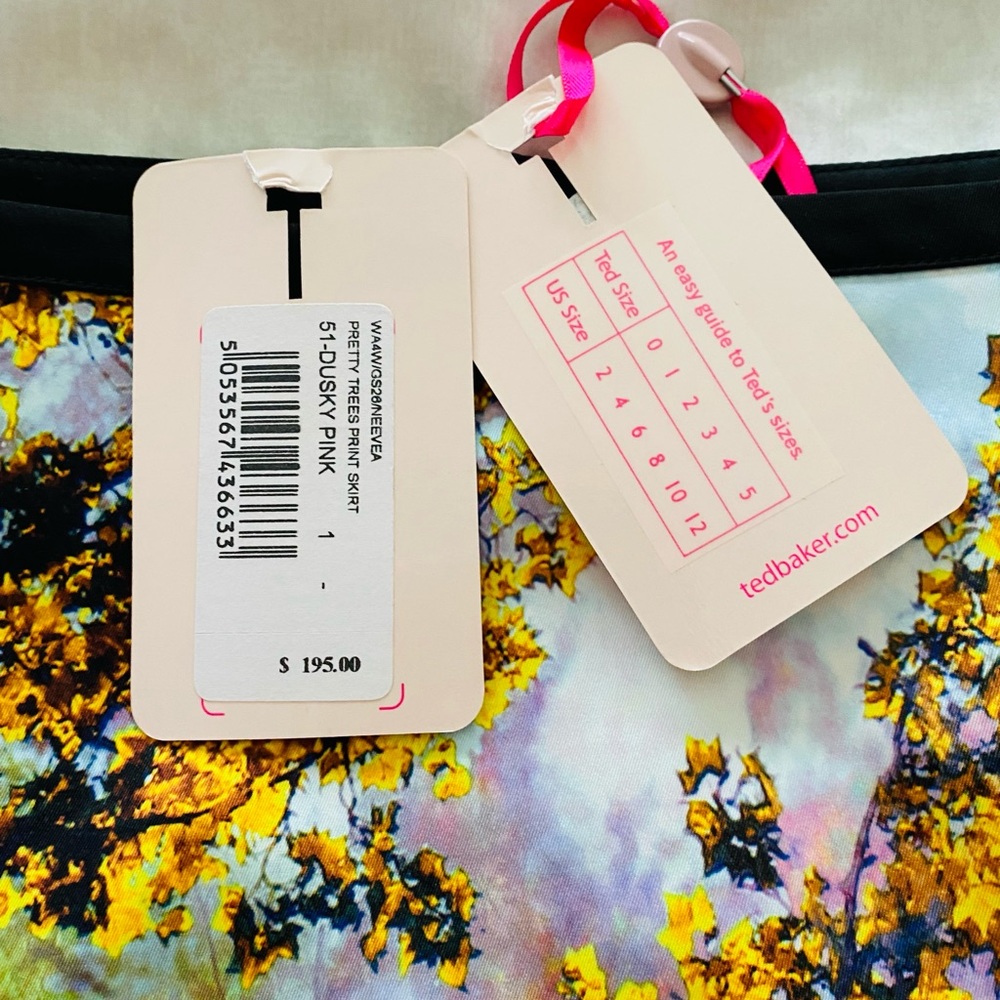 Ted Baker bird print pencil skirt. - Picture 2 of 11